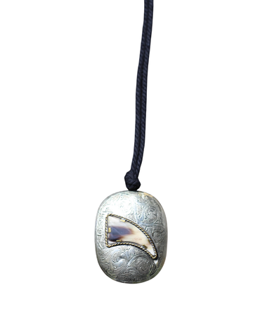 Round Necklace - Horn & Striped